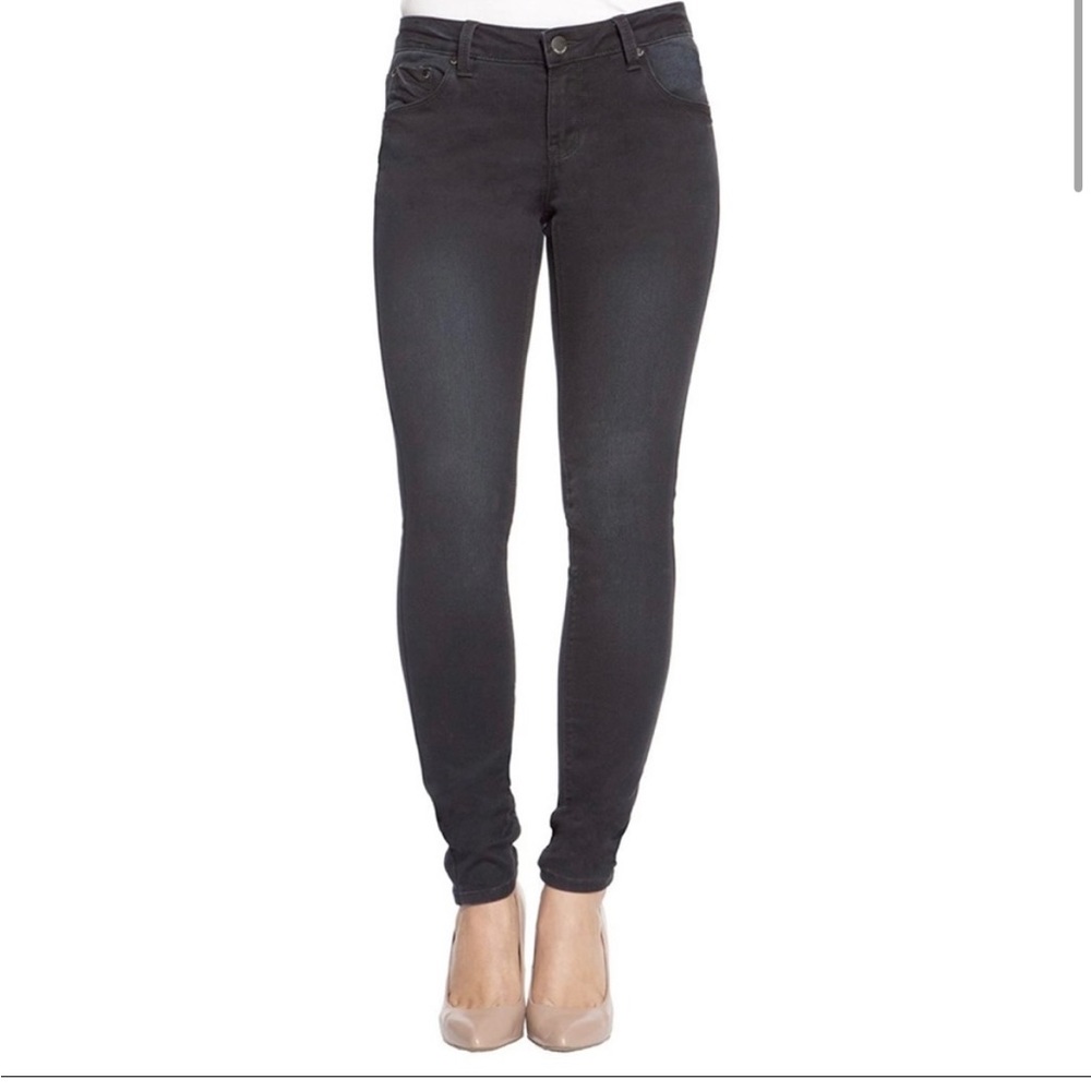 MAX JEANS Faded Black Jegging Jean